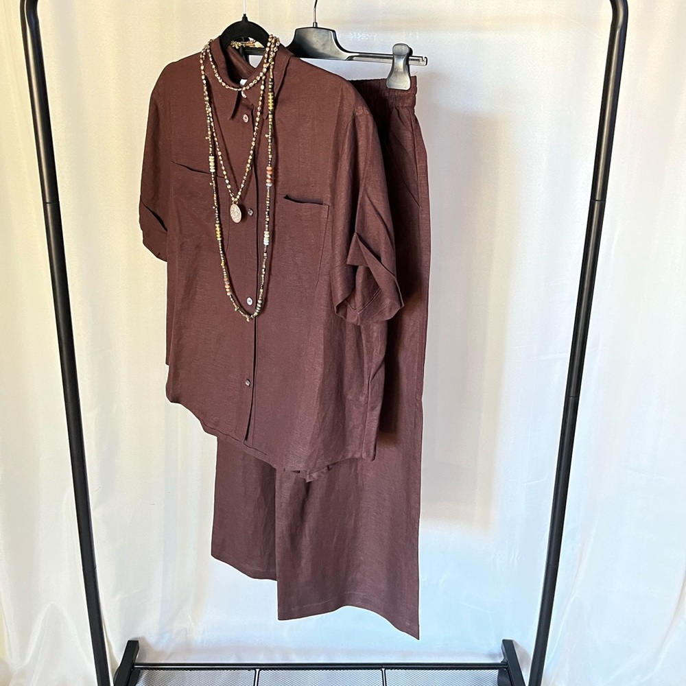 Brown FRNCH Linen set.